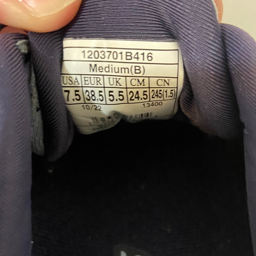 Brooks Men's Sneakers in Gray with Neon Yellow Accents - Picture 7 of 7
